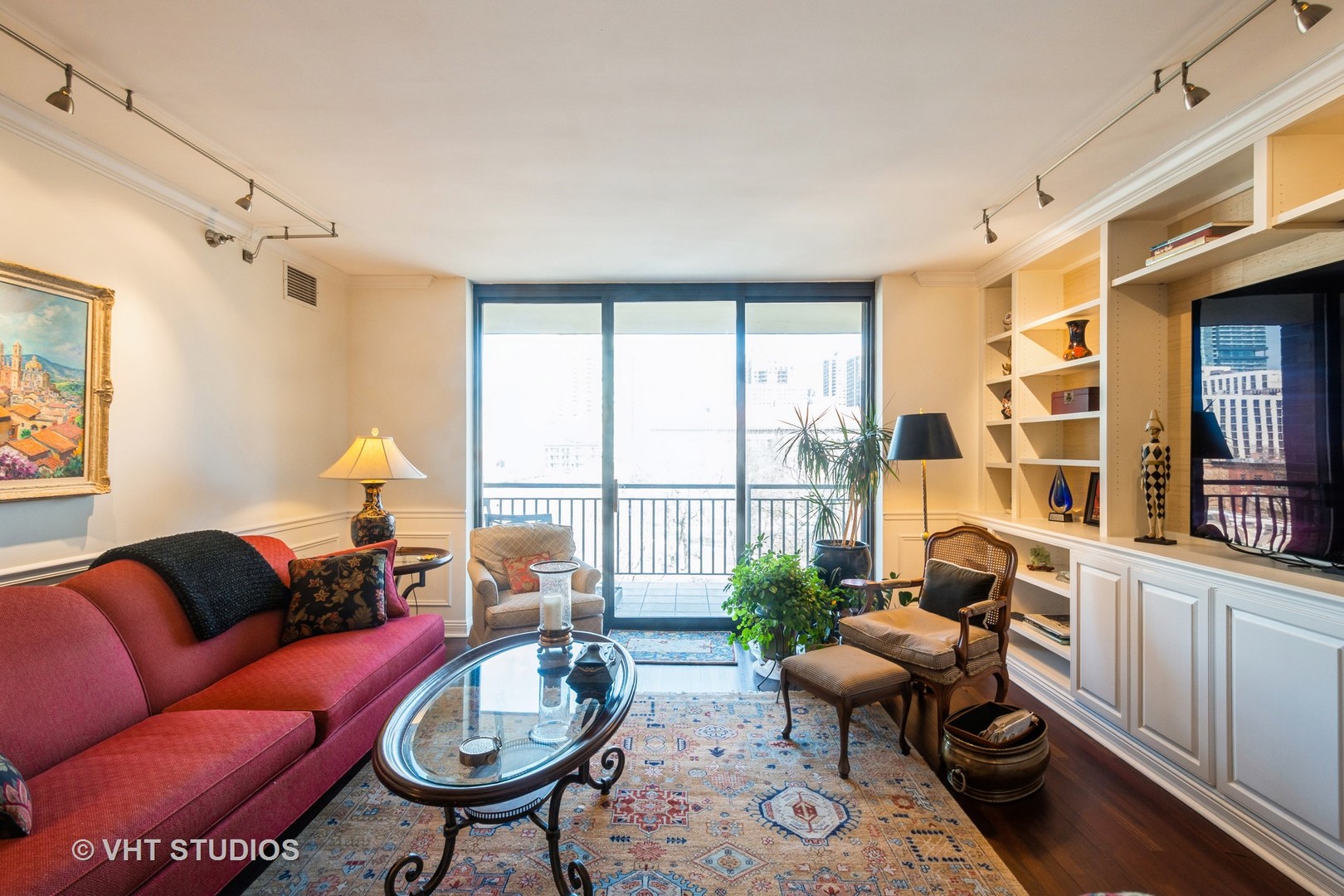 55 W Delaware Place 720