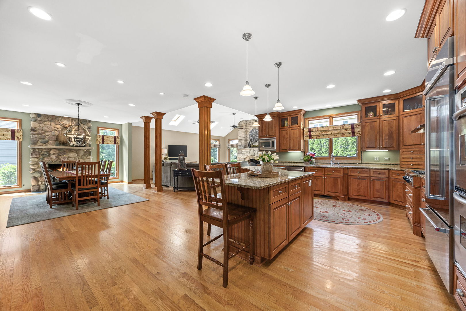 4542 Hatch Lane