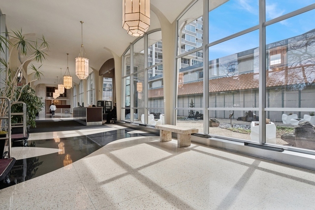 4250 N MARINE Drive 1810