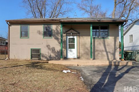 Tiny photo for 808 Central Park Drive, Round Lake Beach, IL 60073 (MLS # 12567639)