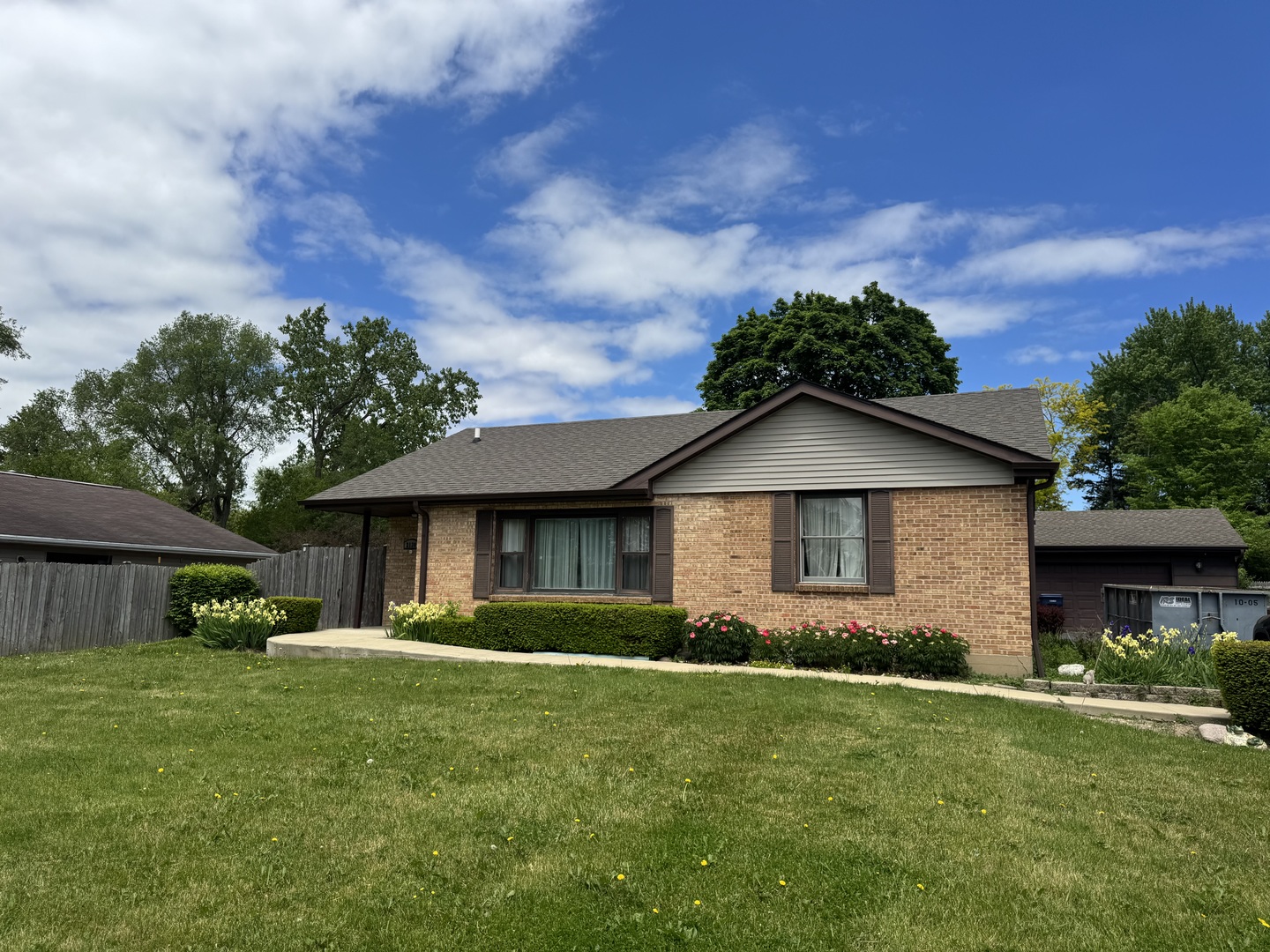 2130 Hawthorne Lane