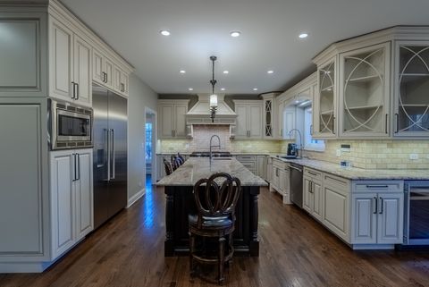 Tiny photo for 863 Bittersweet Drive, Northbrook, IL 60062 (MLS # 12519421)