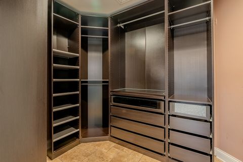 Tiny photo for 863 Bittersweet Drive, Northbrook, IL 60062 (MLS # 12519421)