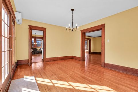 Tiny photo for 209 W CALIFORNIA Avenue, Urbana, IL 61801 (MLS # 12543851)