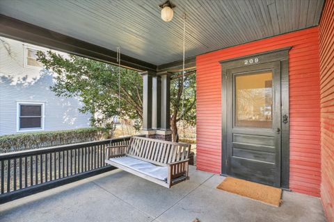 Tiny photo for 209 W CALIFORNIA Avenue, Urbana, IL 61801 (MLS # 12543851)