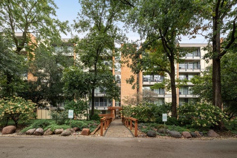 Photo of 6010 Oakwood Drive #2G, Lisle, IL 60532 (MLS # 12775258)