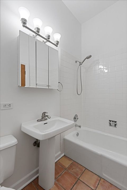 Tiny photo for 4059 N SHERIDAN Road #3, Chicago, IL 60613 (MLS # 12594181)