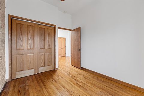 Tiny photo for 4059 N SHERIDAN Road #3, Chicago, IL 60613 (MLS # 12594181)