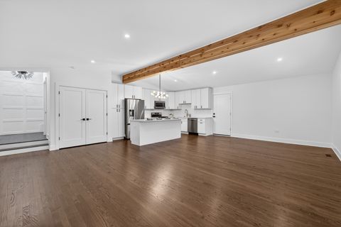 Tiny photo for 241 E Schick Road, Bloomingdale, IL 60108 (MLS # 12578688)