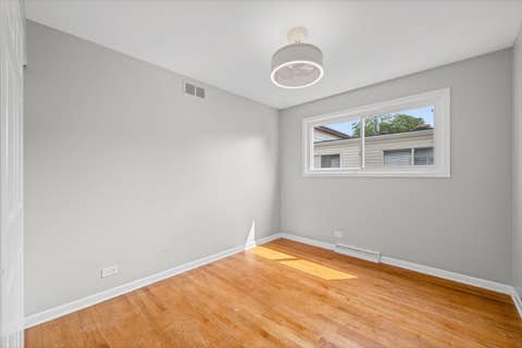Tiny photo for 416 Glendale Road, Glenview, IL 60025 (MLS # 12739641)