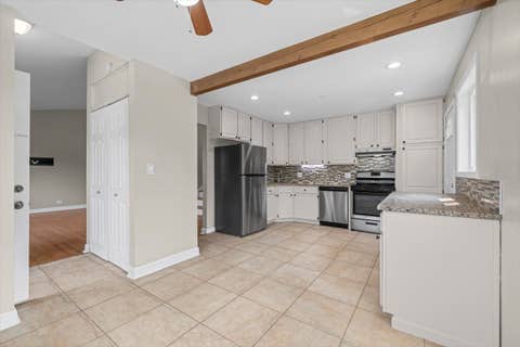 Tiny photo for 416 Glendale Road, Glenview, IL 60025 (MLS # 12739641)