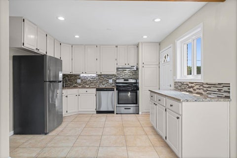 Tiny photo for 416 Glendale Road, Glenview, IL 60025 (MLS # 12739641)