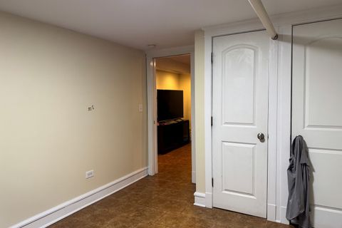 Tiny photo for 207 W Quincy Street #GARD, Riverside, IL 60546 (MLS # 12540023)