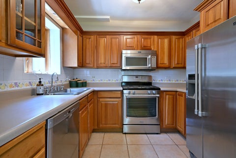 Tiny photo for 146 S Poplar Avenue, Elmhurst, IL 60126 (MLS # 12679884)