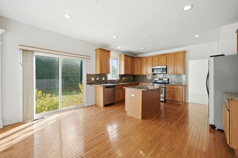Tiny photo for 402 Marshall Ash Street, Bolingbrook, IL 60490 (MLS # 12607920)