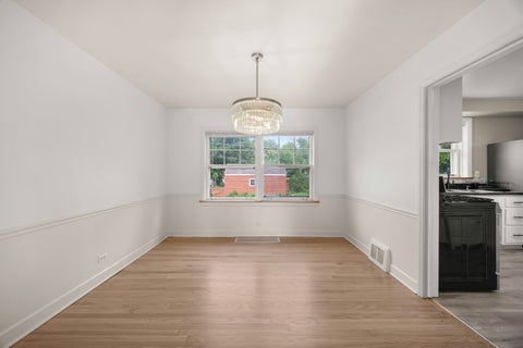 Tiny photo for 901 Manchester Avenue, Westchester, IL 60154 (MLS # 12699048)