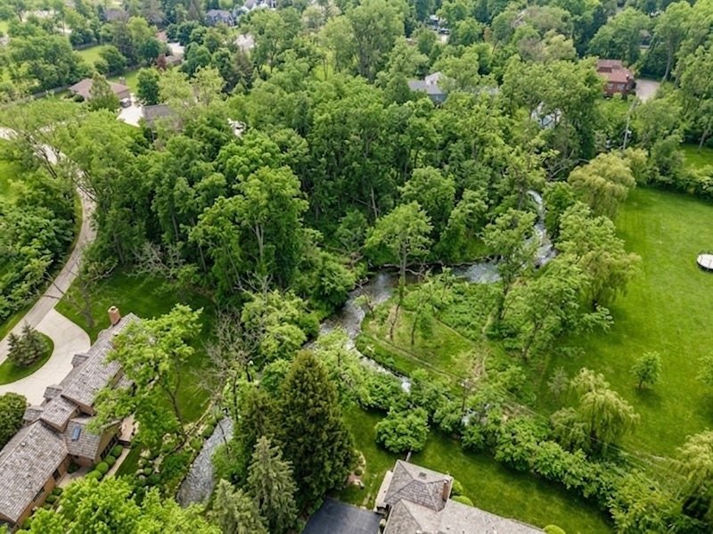 2060 Suffork Road