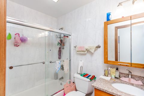 Tiny photo for 335 W 23rd Street #B, Chicago, IL 60616 (MLS # 12538269)