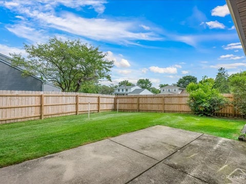 Tiny photo for 930 Pioneer Court, Roselle, IL 60172 (MLS # 12752710)