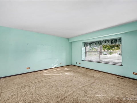 Tiny photo for 930 Pioneer Court, Roselle, IL 60172 (MLS # 12752710)