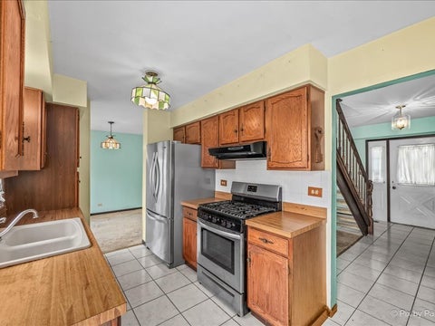 Tiny photo for 930 Pioneer Court, Roselle, IL 60172 (MLS # 12752710)