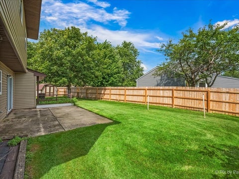 Tiny photo for 930 Pioneer Court, Roselle, IL 60172 (MLS # 12752710)