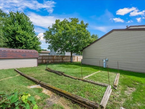 Tiny photo for 930 Pioneer Court, Roselle, IL 60172 (MLS # 12752710)