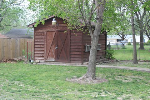 Tiny photo for 210 Circle Drive #1, Salem, IL 62881 (MLS # 12618166)