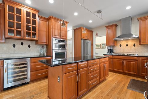 Tiny photo for 18024 W Pond Ridge Circle, Gurnee, IL 60031 (MLS # 12573320)