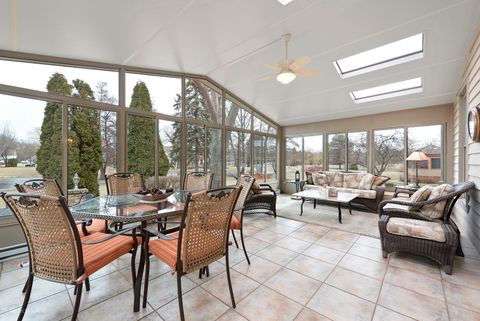 Tiny photo for 18024 W Pond Ridge Circle, Gurnee, IL 60031 (MLS # 12573320)