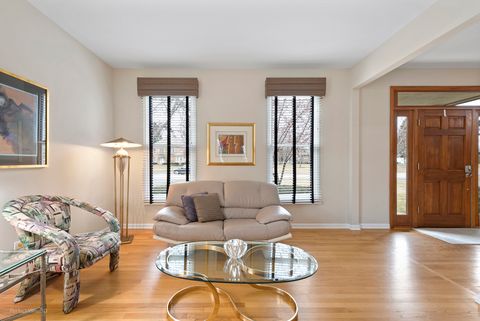 Tiny photo for 18024 W Pond Ridge Circle, Gurnee, IL 60031 (MLS # 12573320)