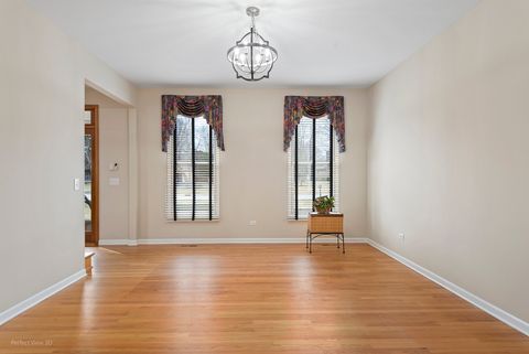 Tiny photo for 18024 W Pond Ridge Circle, Gurnee, IL 60031 (MLS # 12573320)