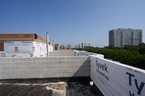 Tiny photo for 3245 S Calumet Avenue, Chicago, IL 60616 (MLS # 12451154)