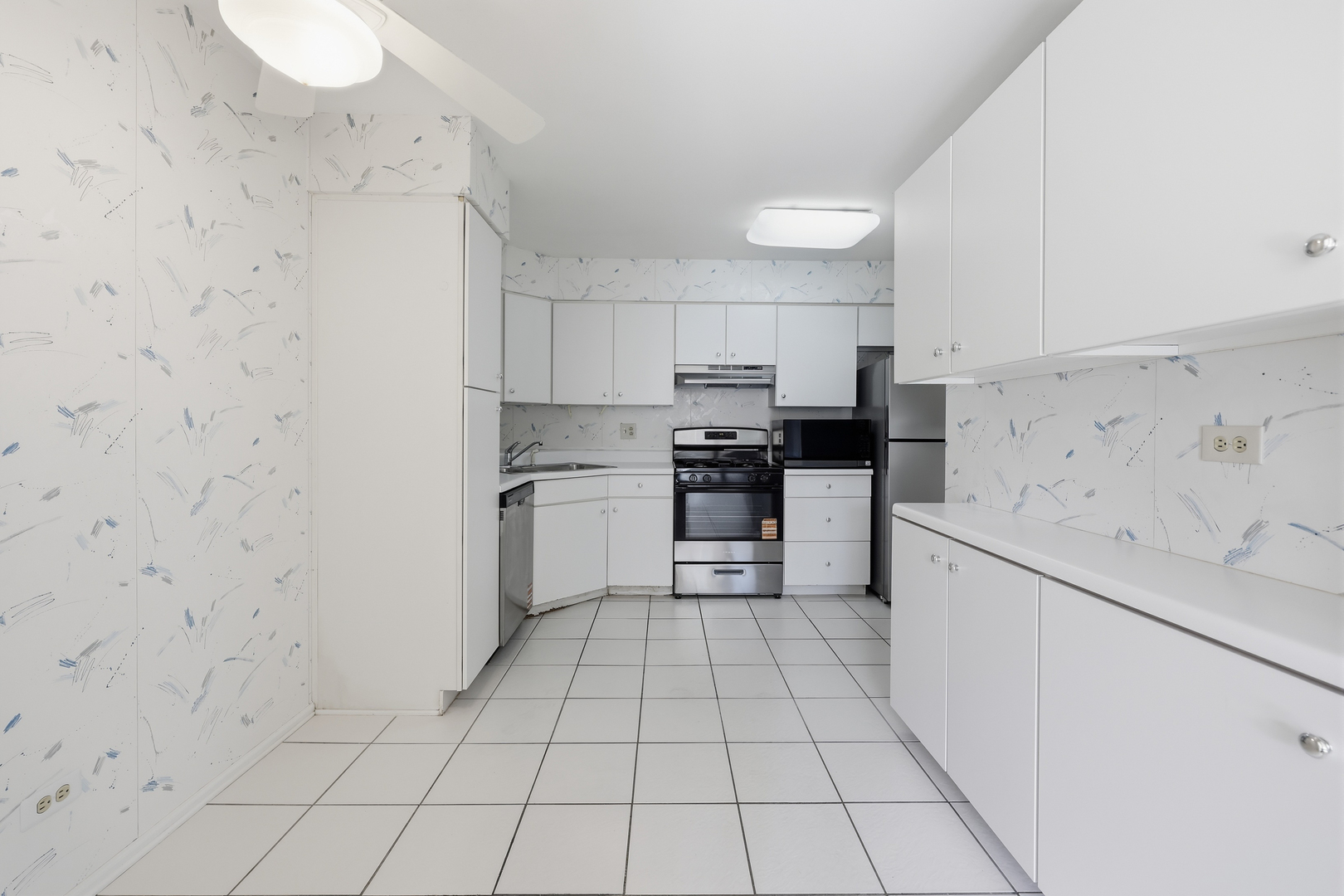 175 LAKE Boulevard 312