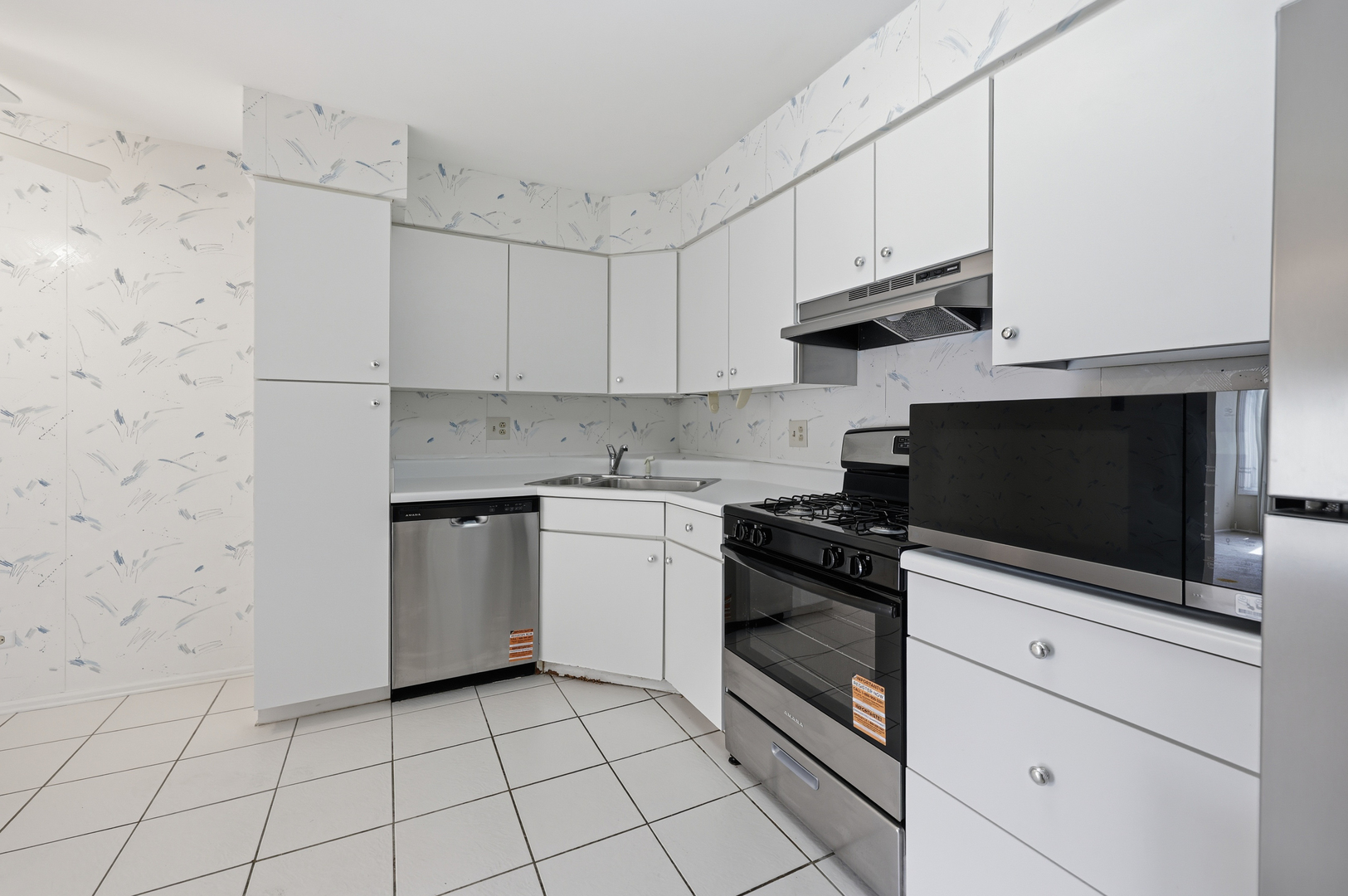 175 LAKE Boulevard 312
