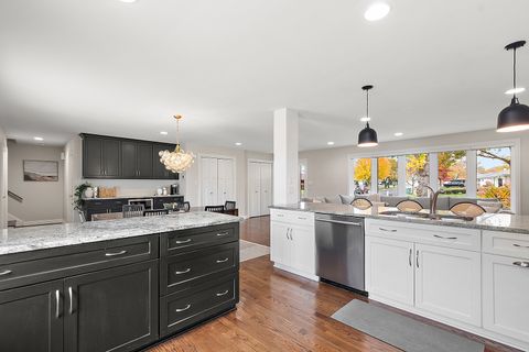 Tiny photo for 7749 Palm Drive, Orland Park, IL 60462 (MLS # 12511765)