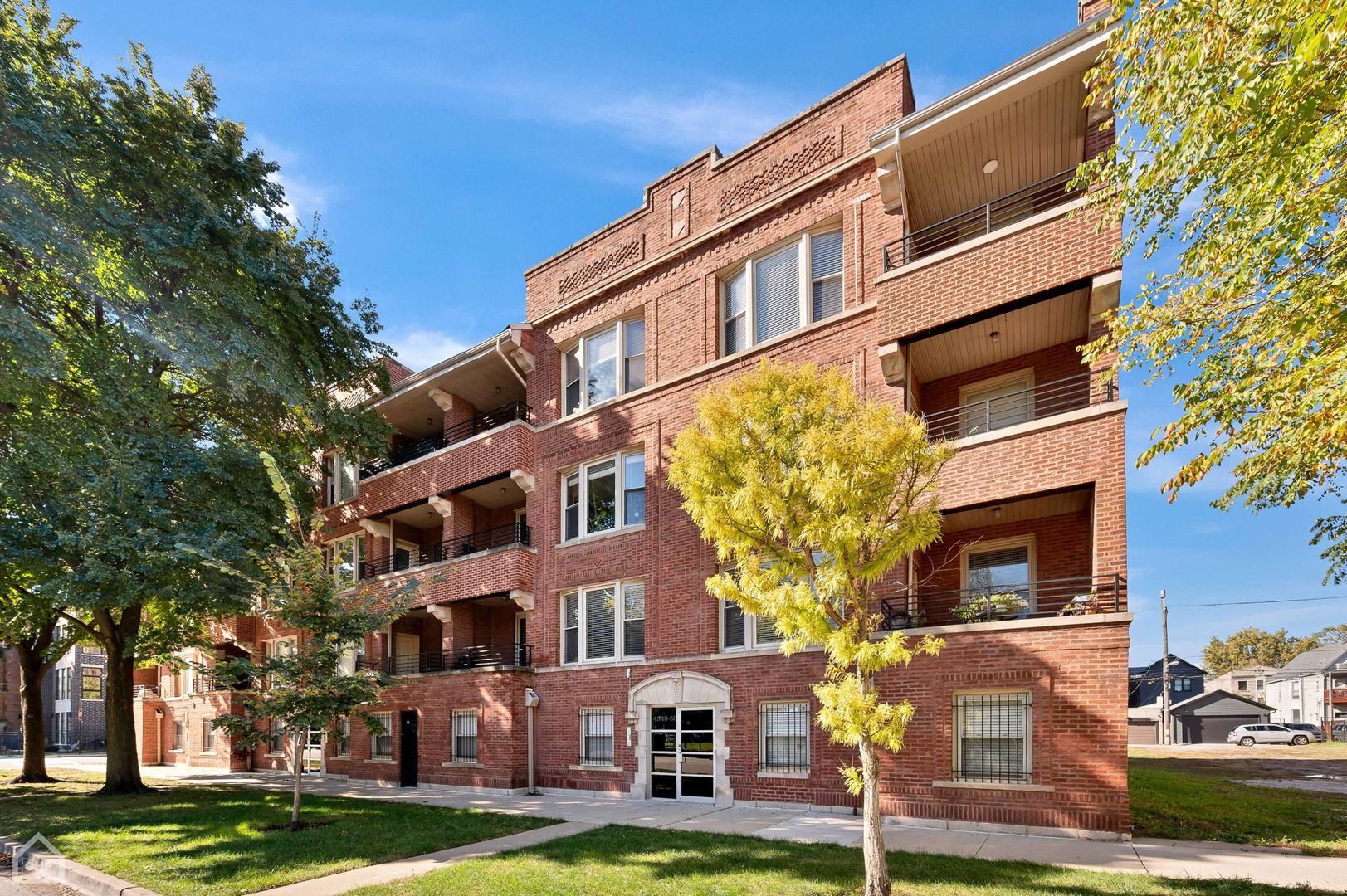 4358 S Prairie Avenue, Chicago, IL, 60653 2 4358 S Prairie Avenue