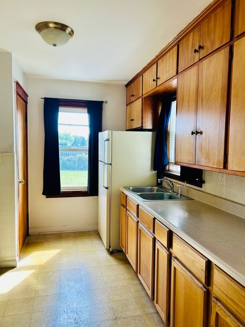 Tiny photo for 521 E 161st Place, South Holland, IL 60473 (MLS # 12530501)