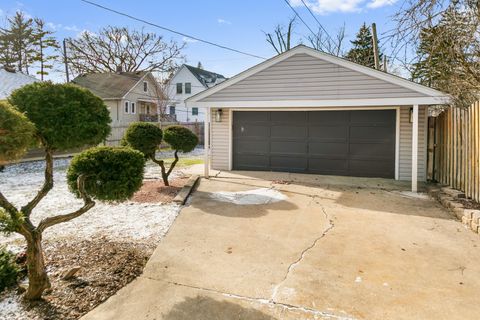 A home in Downers Grove