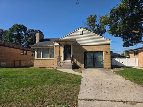 Tiny photo for 654 Yates Avenue, Calumet City, IL 60409 (MLS # 12783153)