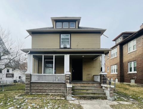 Photo of 387 S Evergreen Avenue, Kankakee, IL 60901 (MLS # 12468055)