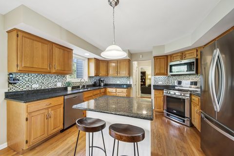 Tiny photo for 384 Whitney Drive, Barrington, IL 60010 (MLS # 12625352)
