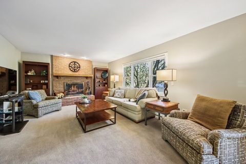 Tiny photo for 384 Whitney Drive, Barrington, IL 60010 (MLS # 12625352)