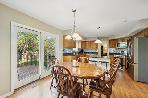Tiny photo for 384 Whitney Drive, Barrington, IL 60010 (MLS # 12625352)