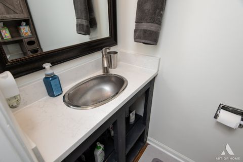 Tiny photo for 4 Birch Tree Court, Elmhurst, IL 60126 (MLS # 12481544)
