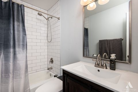 Tiny photo for 4 Birch Tree Court, Elmhurst, IL 60126 (MLS # 12481544)