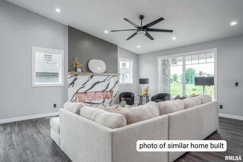Tiny photo for 7172 Alvie Lane, Bettendorf, IA 52722 (MLS # 12789819)