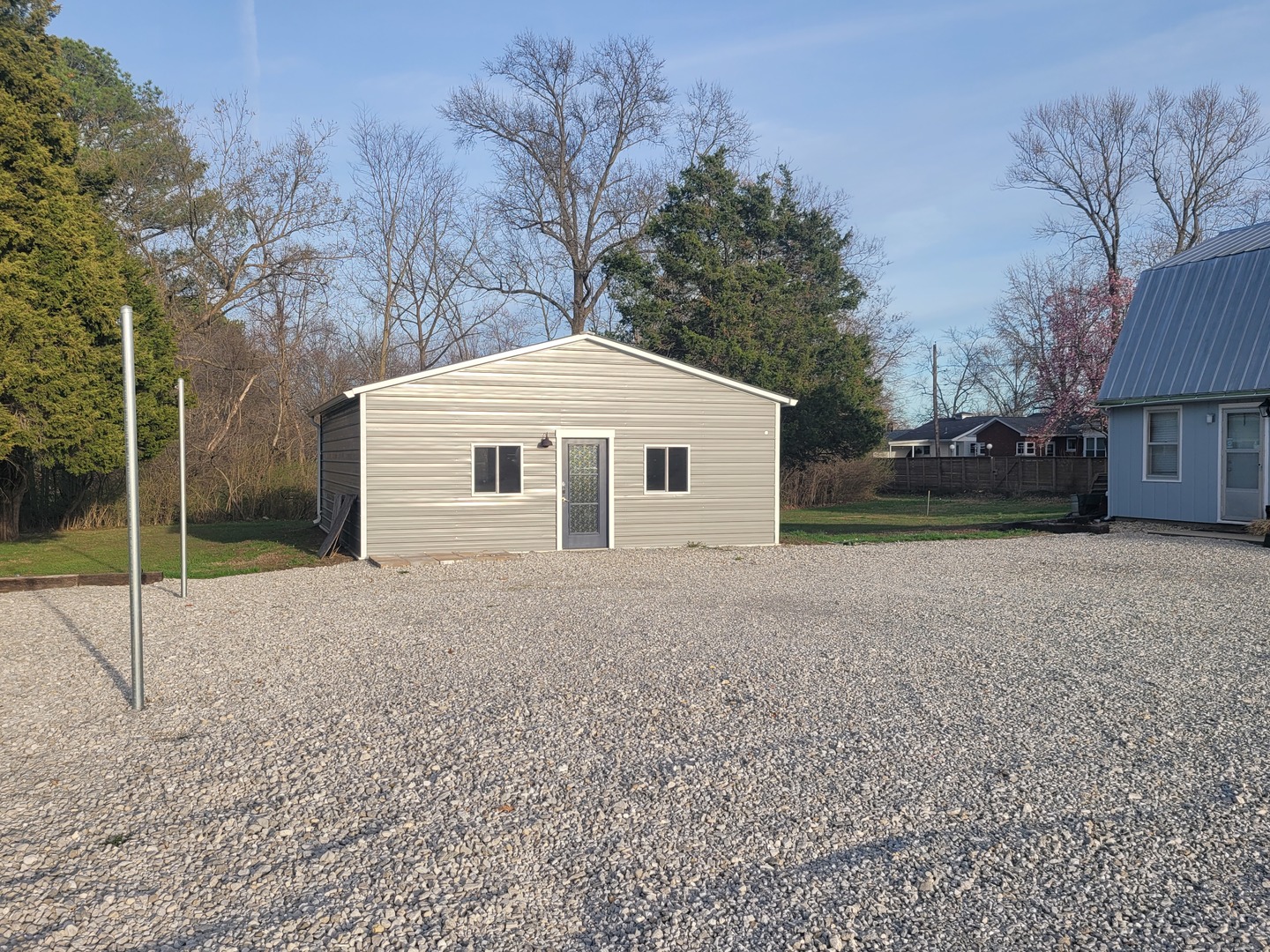 Photo 1 of 13 — 1506 Salem Road, Mt Vernon, IL 62864