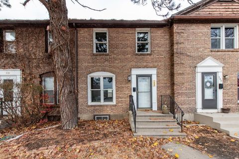 Photo of 308 W Greenwood Avenue, Waukegan, IL 60087 (MLS # 12524123)
