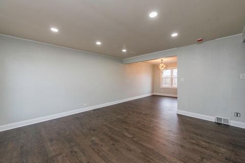 Tiny photo for 308 W Greenwood Avenue, Waukegan, IL 60087 (MLS # 12524123)